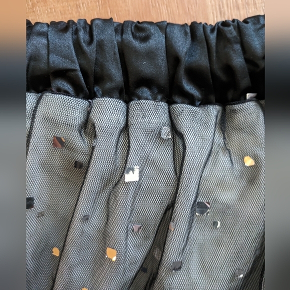 S K I R T S - Picture 2 of 4